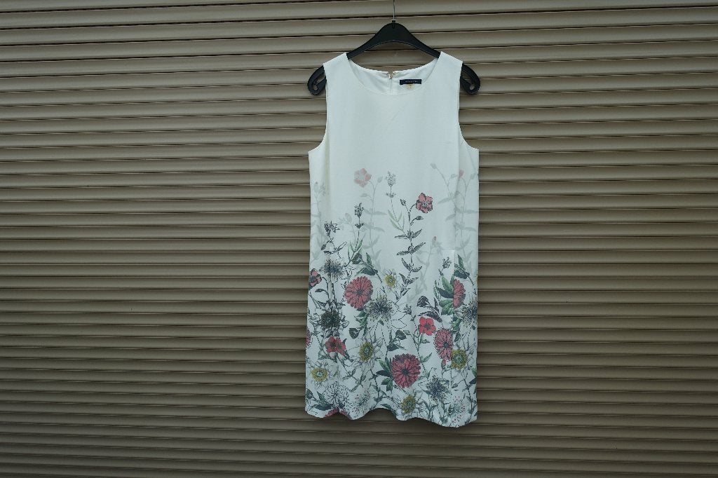 Mooie Tommy Hilfiger jurk.   Maat  M, Maat 38/40 (M), Meerkleurig, Ophalen of Verzenden, Zo goed als nieuw