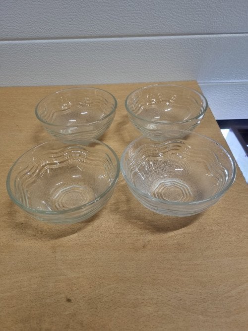 Schaaltjes pasari glas 4 stuks, Huis en Inrichting, Keuken | Servies, Ophalen of Verzenden, 'T Olde Gre-j, Info@toldegrej.nl, Endepoelstraat 20f Didam