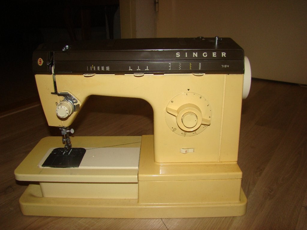 SINGER 7184 Gebruikt., Ophalen of Verzenden, Gebruikt, Naaimachine, Singer