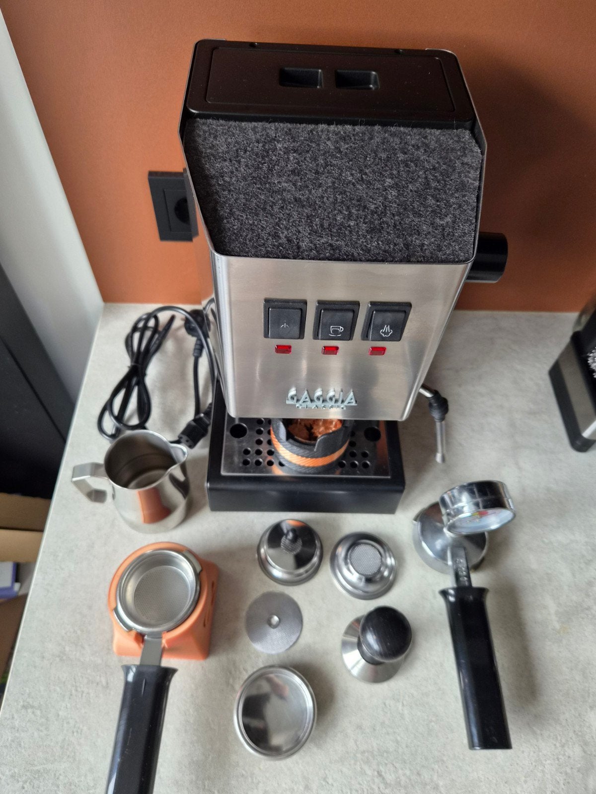 Gaggia Classic Pro 2019 Espressomachine, Gebruikt, Espresso apparaat, Gemalen koffie, Ophalen of Verzenden