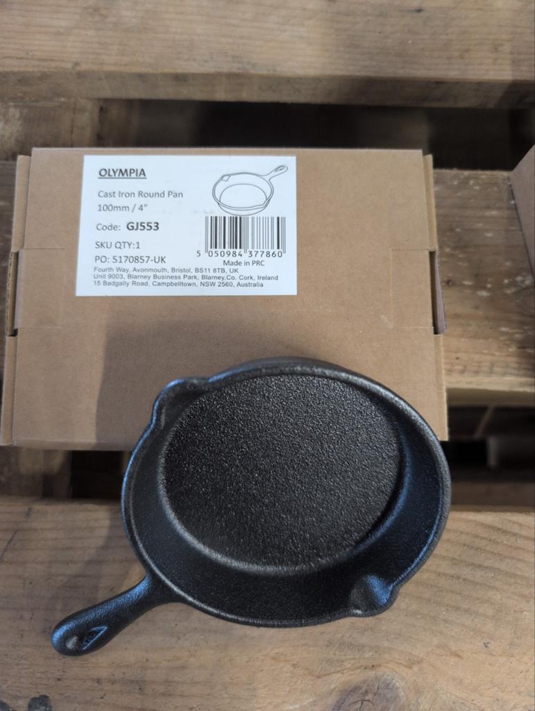 Olympia Gietijzeren pannetje 11,5 cm, Huis en Inrichting, Ophalen of Verzenden, Nieuw, Gietijzer
