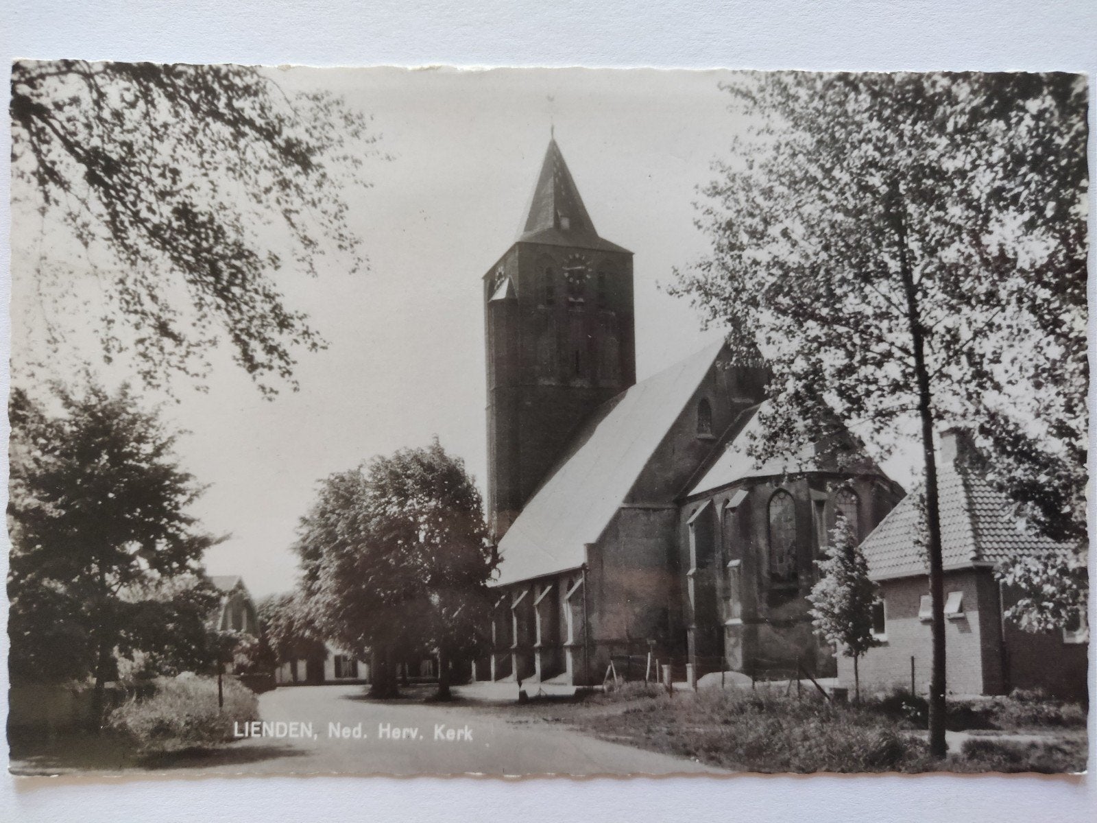 C884 Lienden, Ophalen of Verzenden, 1920 tot 1940