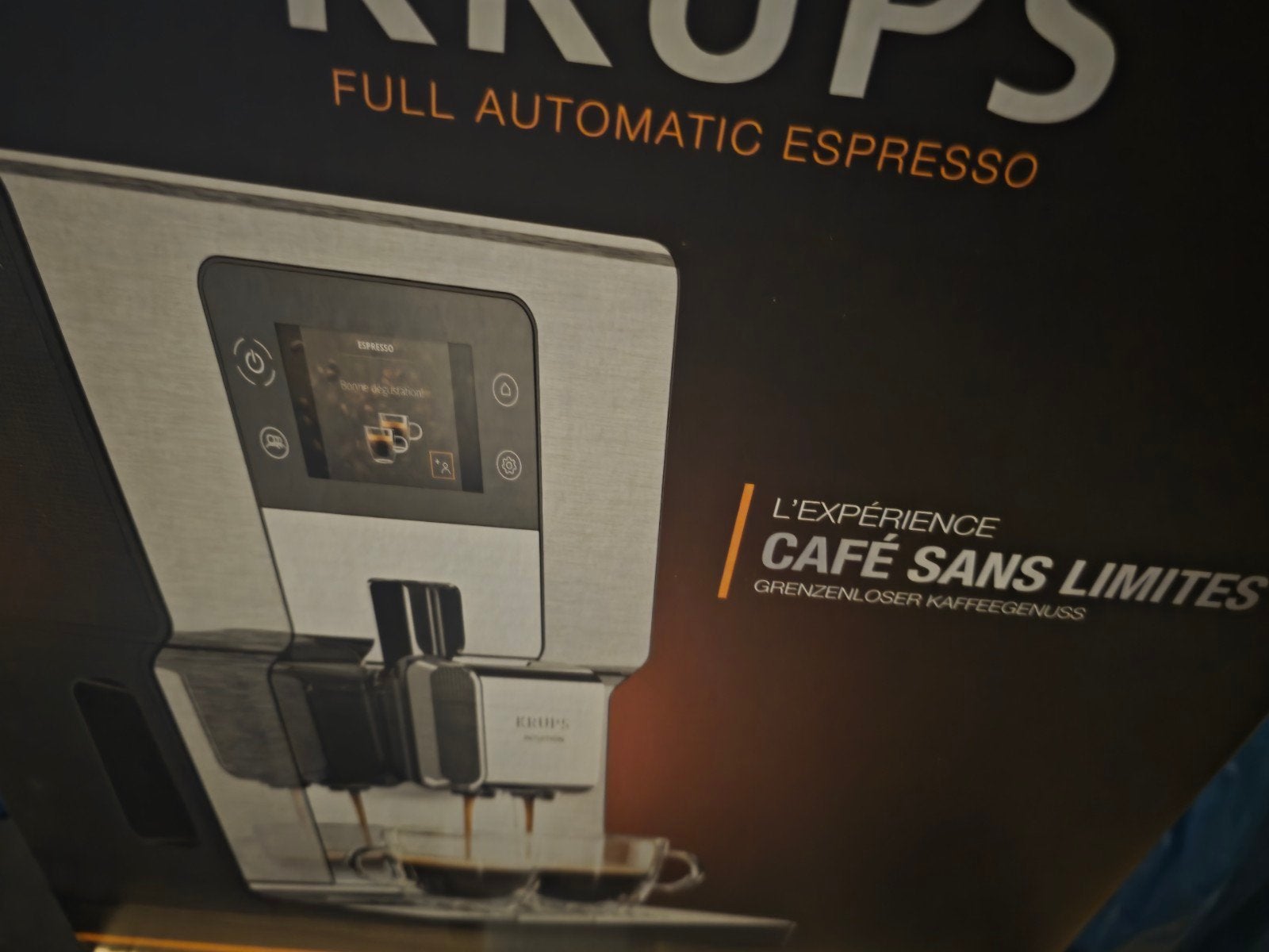 Nieuw Intuition Experience+ EA877D volautomatische, Witgoed en Apparatuur, Koffiezetapparaten, Ophalen, Nieuw, Koffiemachine