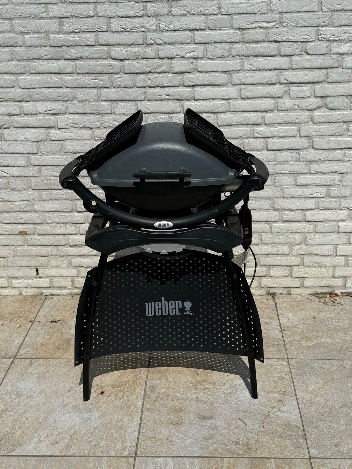 Weber Q 2400 elektrische barbecue met onderstel, Tuin en Terras, Barbecue-accessoires, Ophalen, Gebruikt