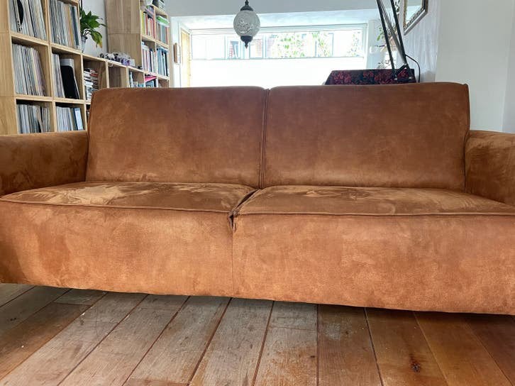Comfortabele tweepersoonsbank en bruine fauteuil, 150 tot 200 cm, Tweepersoons, 75 tot 100 cm, Ophalen of Verzenden