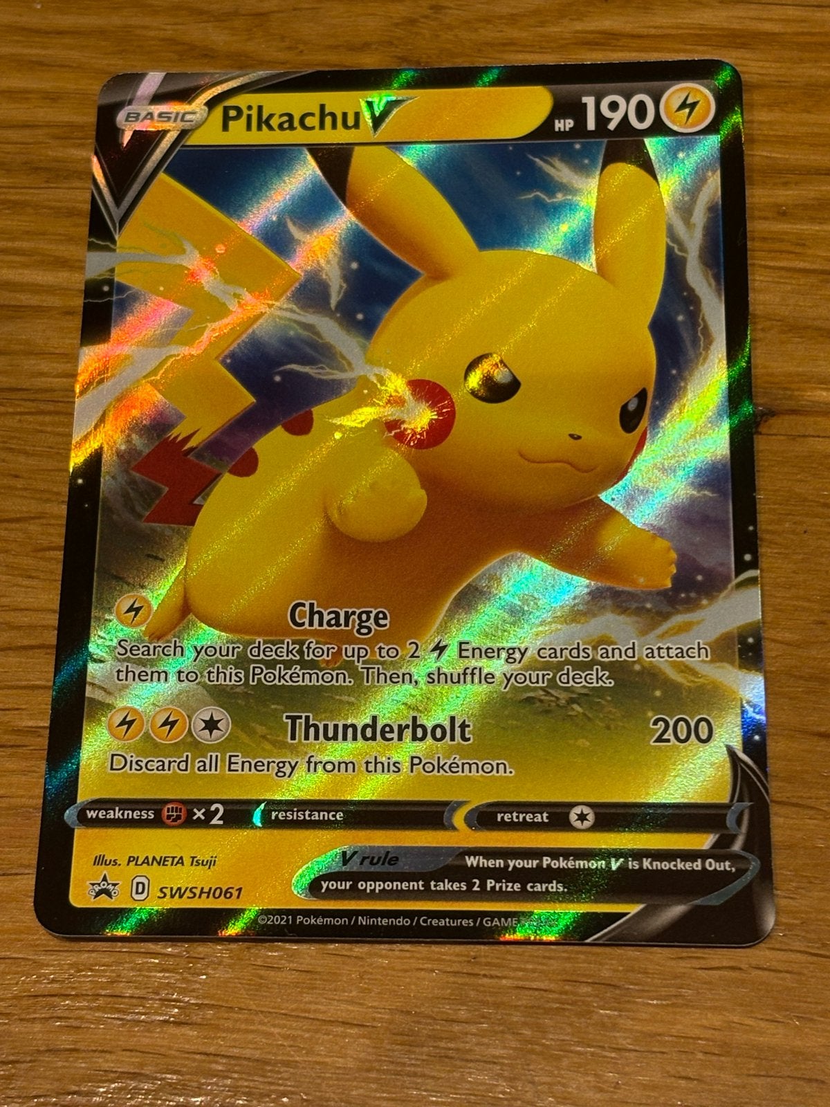 Pikachu V SWSH061 Full Art Promo Pokémon Kaart, Ophalen, Zo goed als nieuw, Losse kaart, Foil
