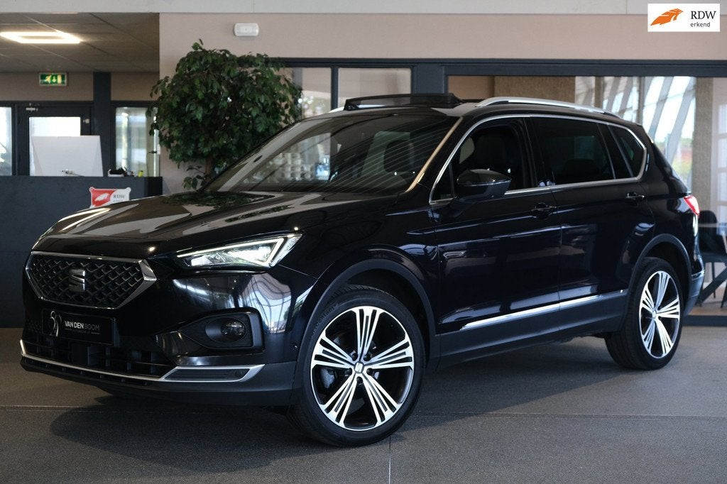 Seat Tarraco 1.5 TSI DSG Pano Navi Trek Led Acc Pdc Cam, Auto's, Seat, Adaptive Cruise Control, Zwart, 4 cilinders, 150 pk