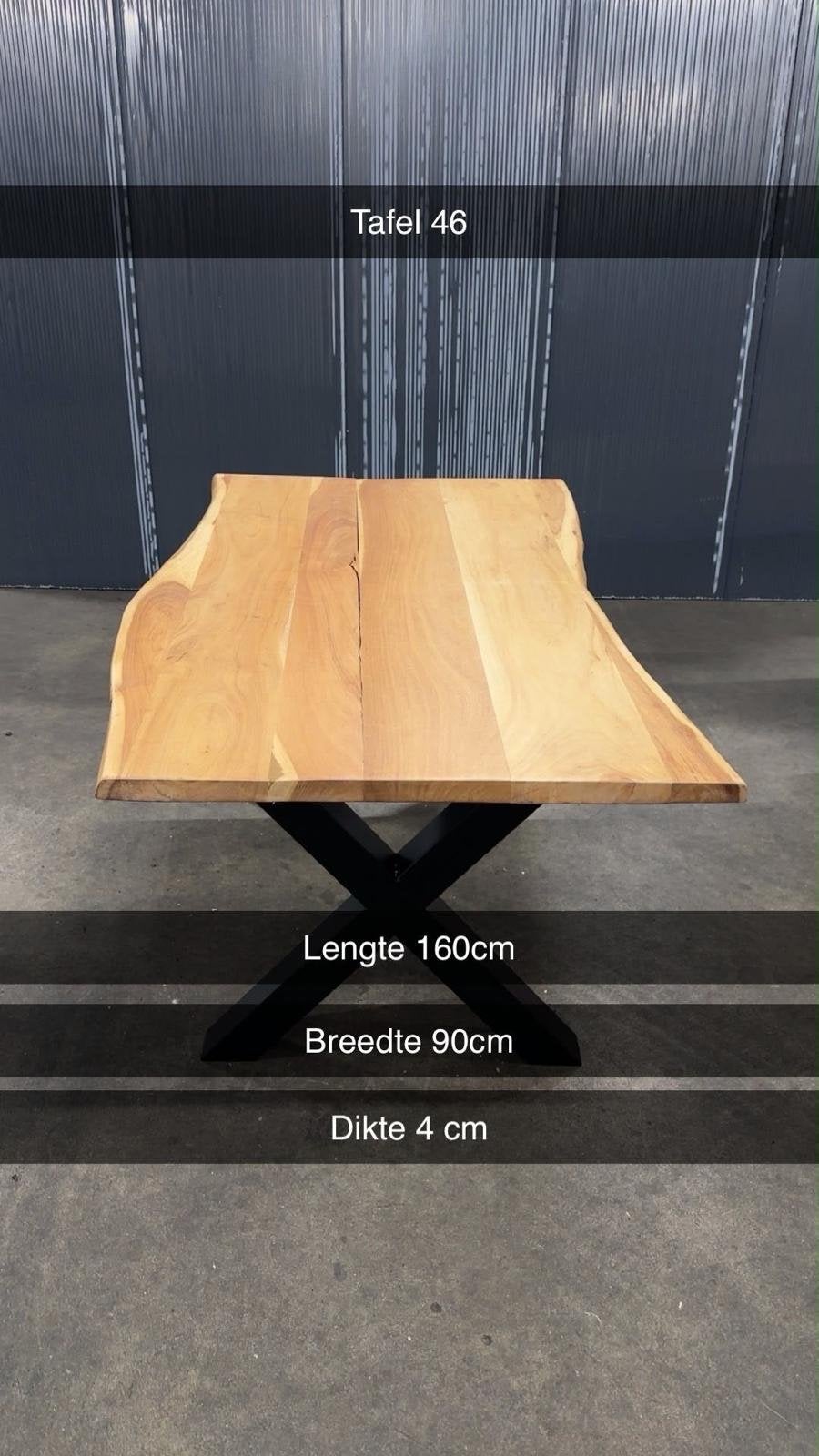 Eettafel met nieuwe poten, lengte 135-160cm, 100 tot 150 cm, Nieuw, Vier personen, Rechthoekig