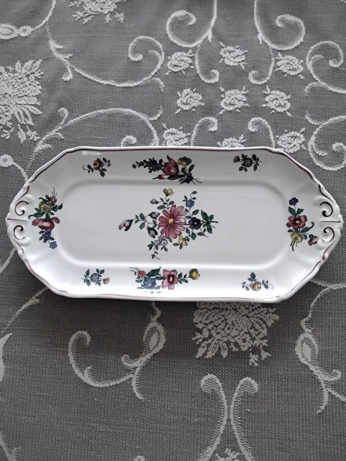 Cakeschaal Villeroy en Boch serie Alsace, Villeroy & Boch, Ophalen of Verzenden, Overige stijlen, Porselein