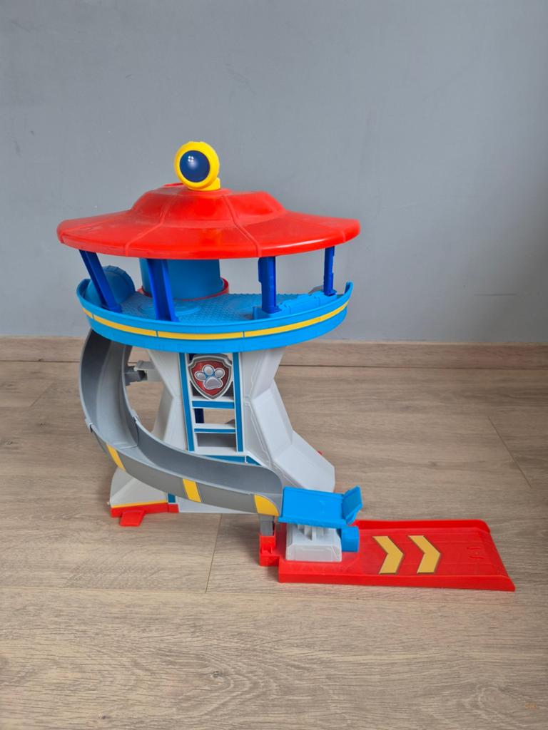 Paw Patrol Uitkijktoren met 2 poppetjes en Chase auto, Ophalen, Gebruikt