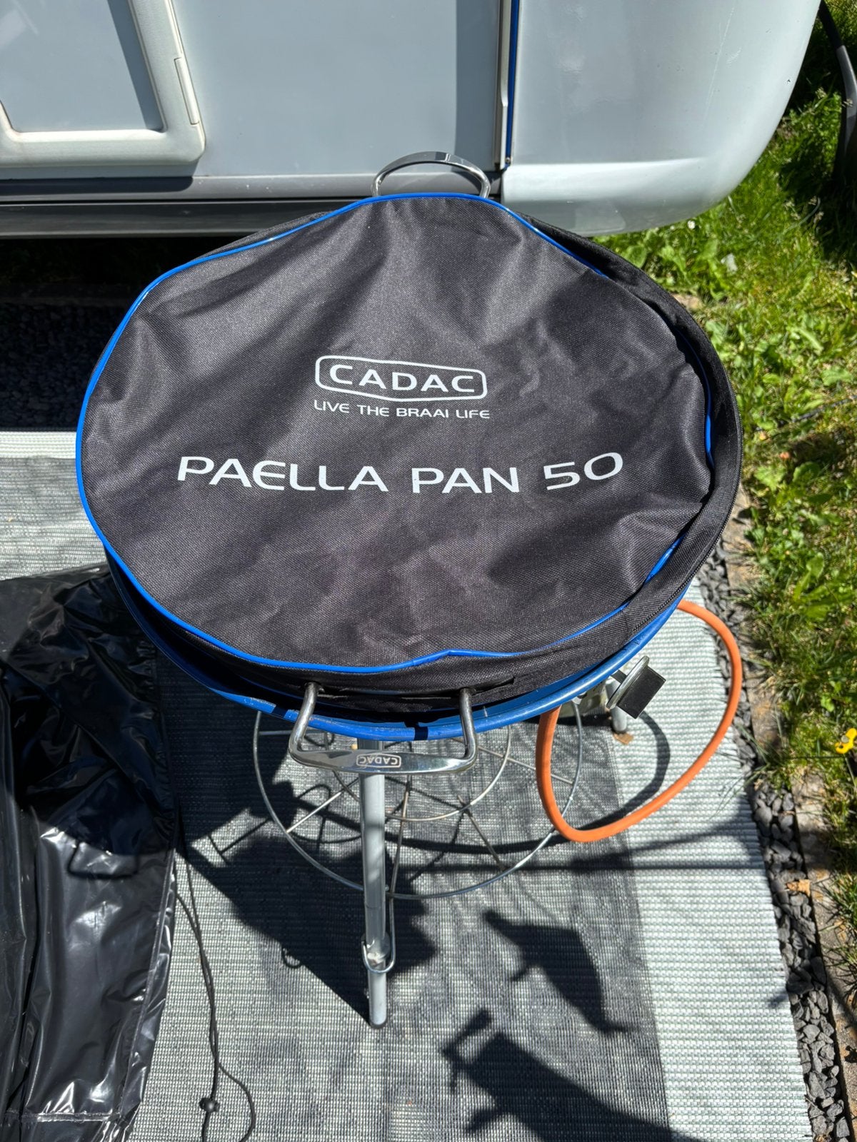 Nog knappe skottelbra met paella pan , deksel en hoes, Ophalen, Zo goed als nieuw