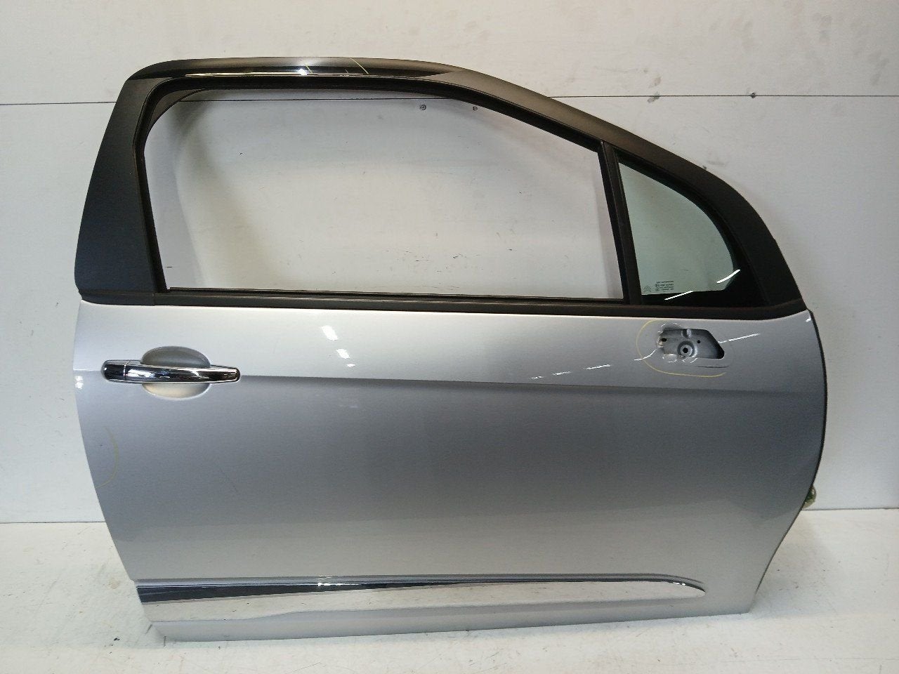 Portier rechts voor Citroën DS3, Onderdelen@venauto.nl, Van der Ven Autorecycling B.V., Gebruikt, Ettenseweg 76, 4706 PB Roosendaal, The Netherlands