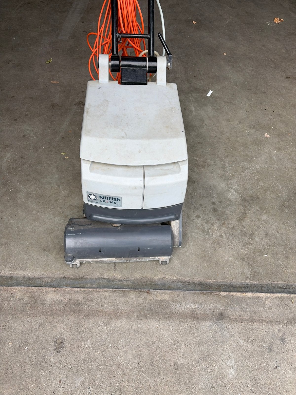 Nilfisk CA340 Schrob- en Zuigmachine, Ophalen of Verzenden, Gebruikt, Schrobmachine
