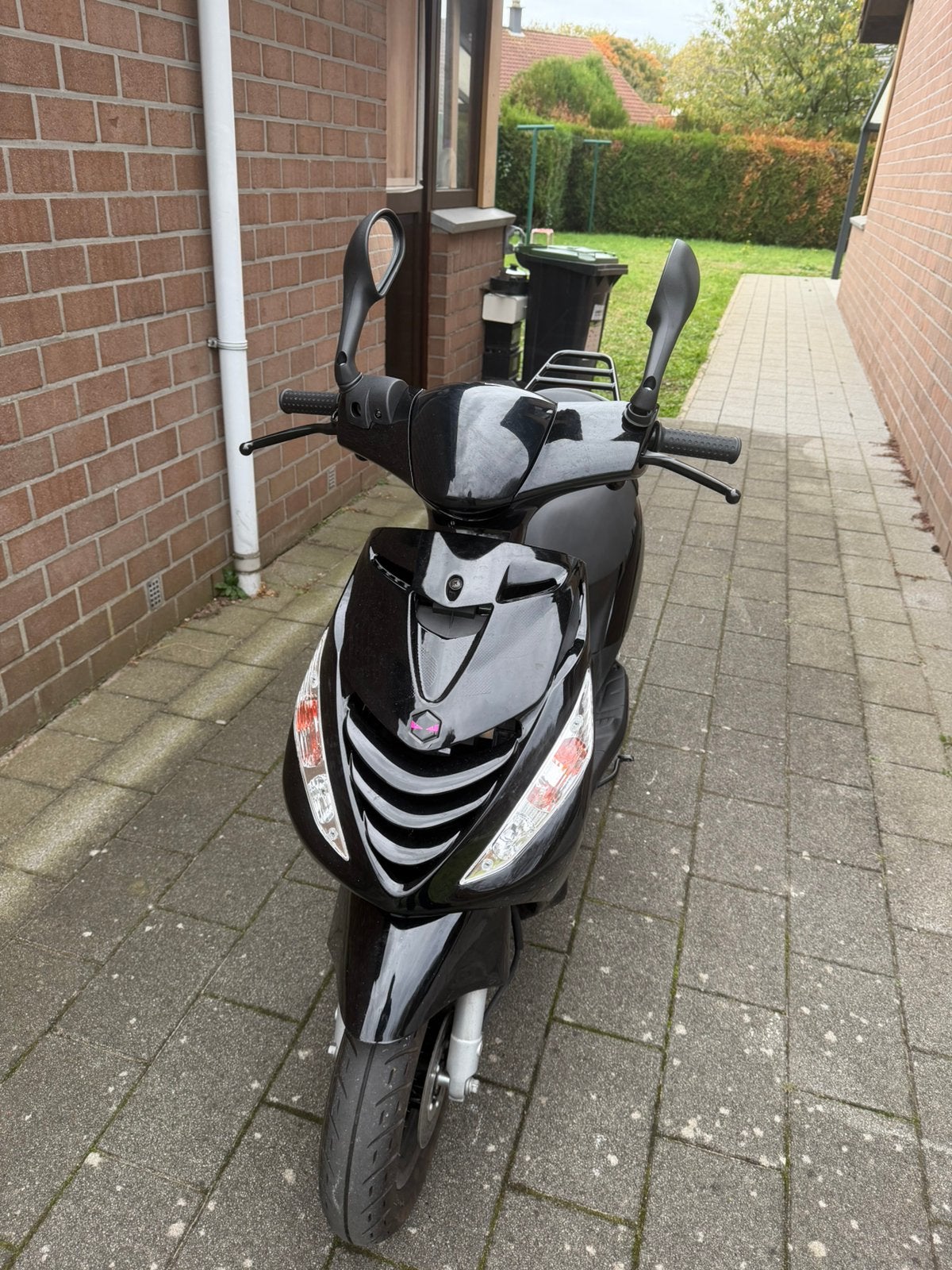 Piaggio zip 2025, Fietsen en Brommers, Ophalen, Maximaal 45 km/u, Zip, Zo goed als nieuw