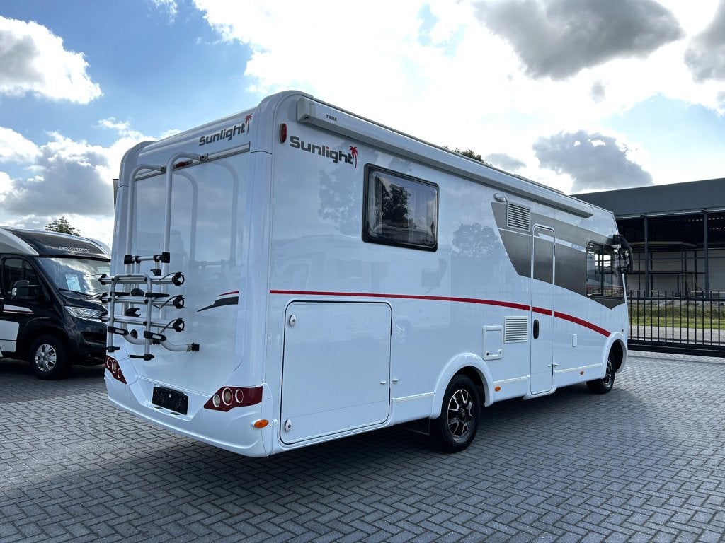 Sunlight I69L integraal/9-traps/2020/160pk/queensbed/level, Caravans en Kamperen, Campers, Sunlight, Fiat, 7 tot 8 meter, Bedrijf