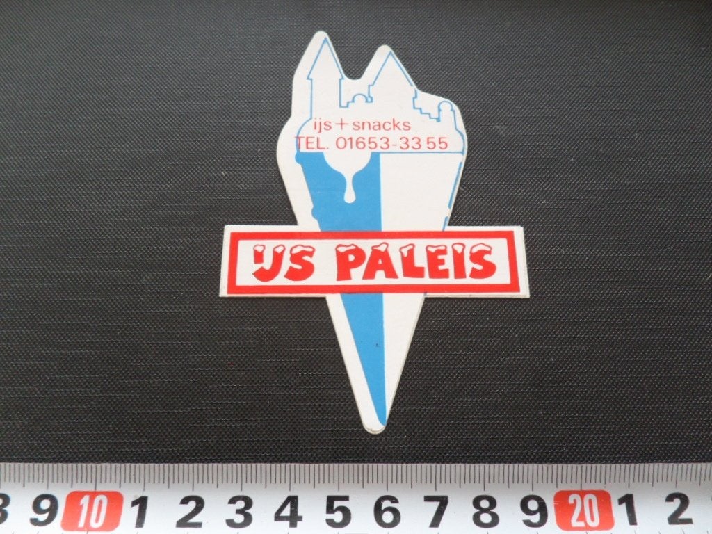 sticker ijs + snacks ijpaleis ijs paleis st willebrord, Ophalen, Zo goed als nieuw