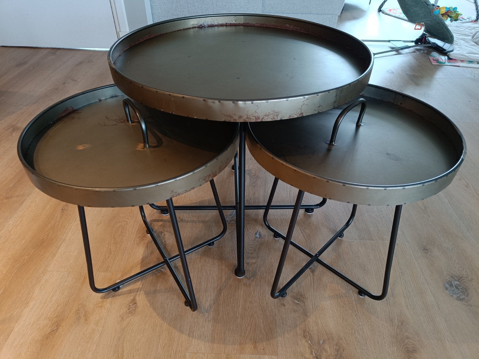 Set van 3 industriële bijzettafels - Metaal, Gebruikt, Metaal of Aluminium, Rond, Industrieel