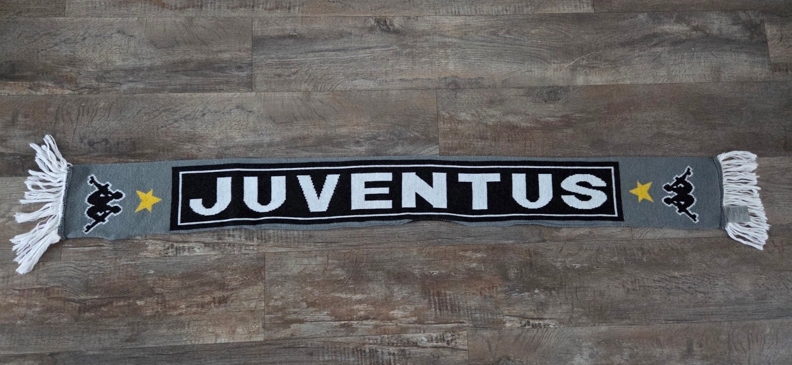 Sjaal Juventus, Verzamelen, Ophalen of Verzenden, Zo goed als nieuw, Buitenlandse clubs, Vaantje of Sjaal