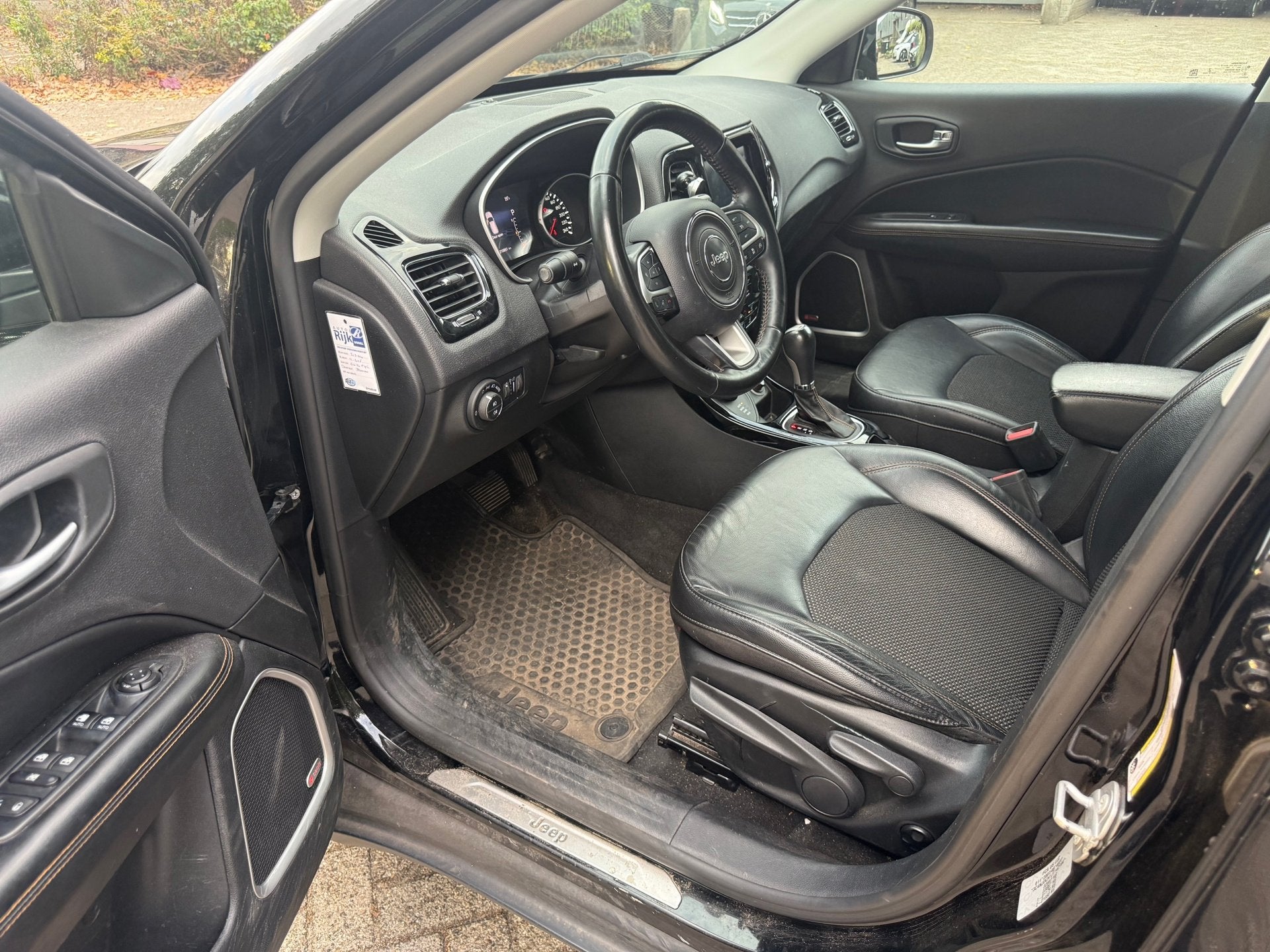 Foto 2 van Jeep Compass 1.4 MultiAir Limited 4x4 EXPORT