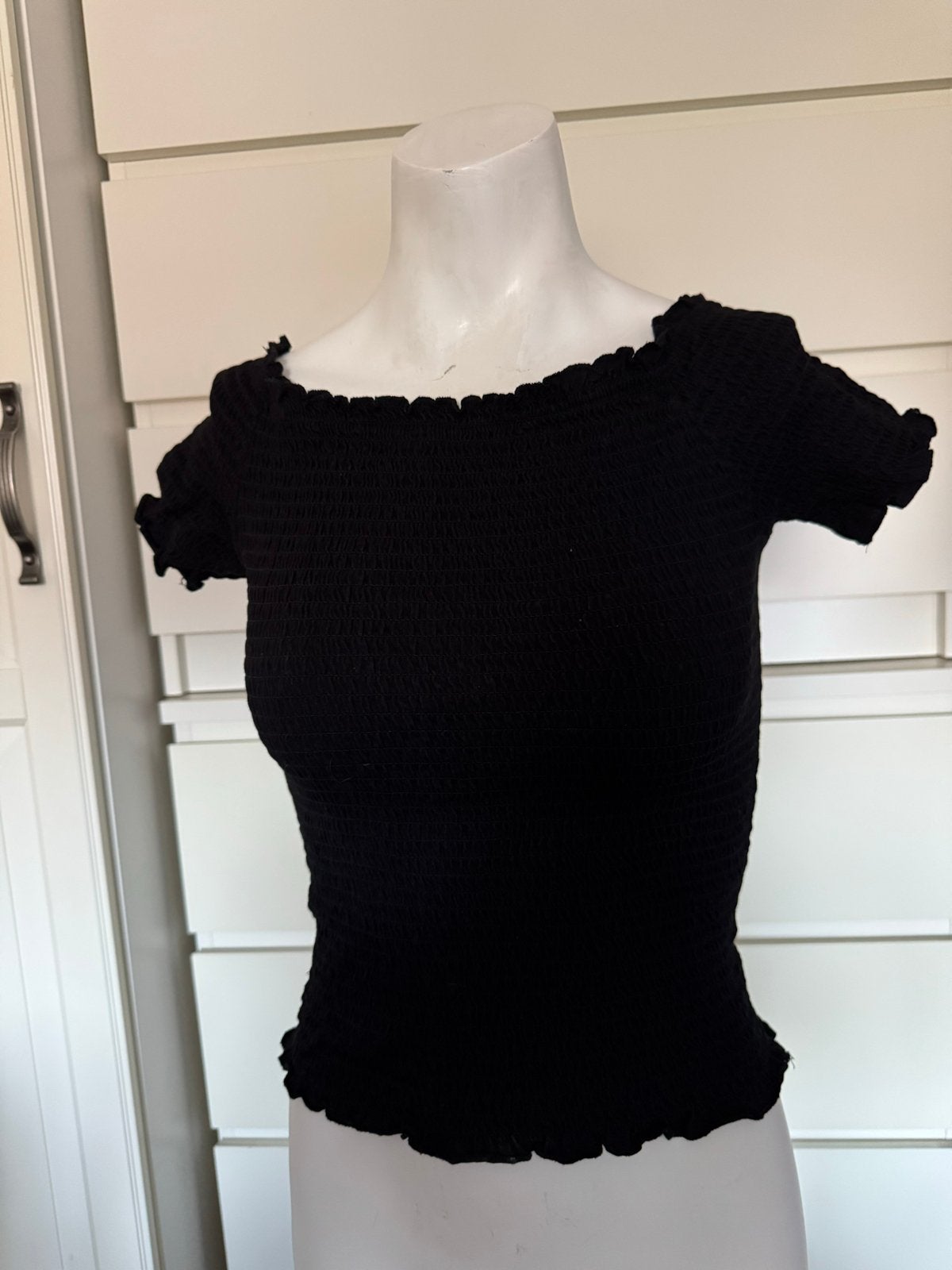 Zwarte off-shoulder top van Amy & Ivy, maat S, Zwart, Ophalen of Verzenden, Zo goed als nieuw, Korte mouw