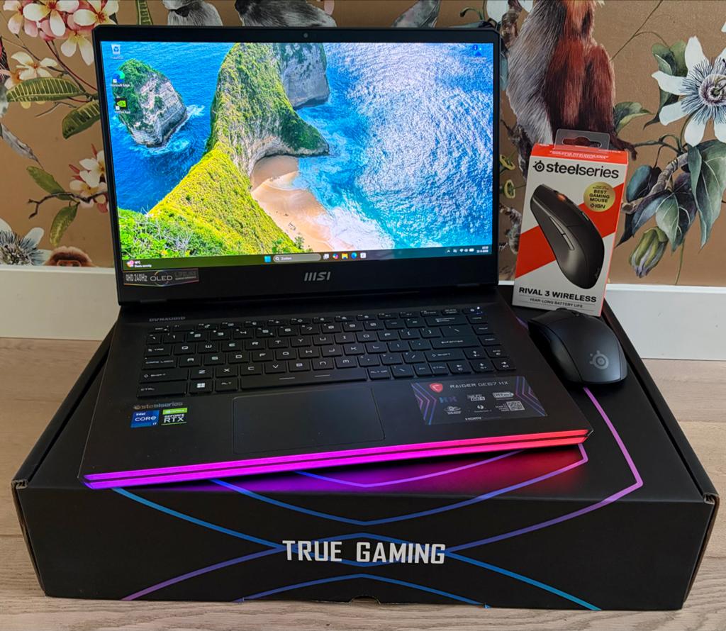 MSI Raider GE67 12UGS HX – 240Hz OLED gaming laptop, Computers en Software, Met videokaart, 2 tot 3 Ghz, Ophalen of Verzenden