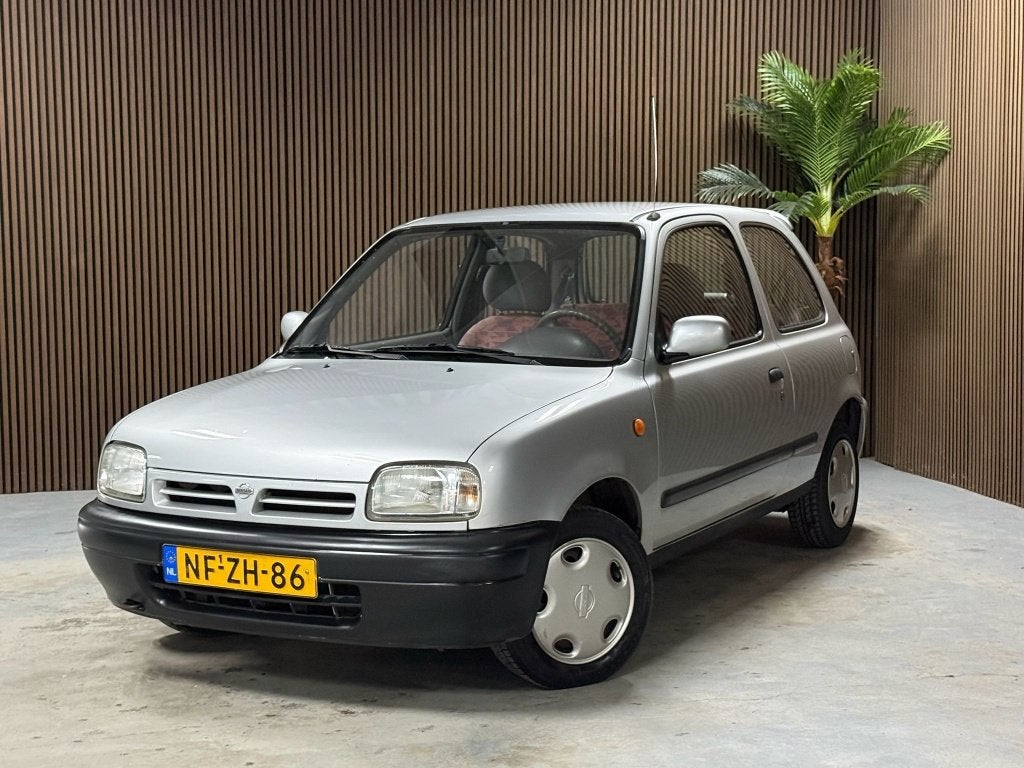 Nissan Micra 1.0 L (bj 1995, automaat), Auto's, Oldtimers, Automaat, 54 pk, Origineel Nederlands, Bedrijf
