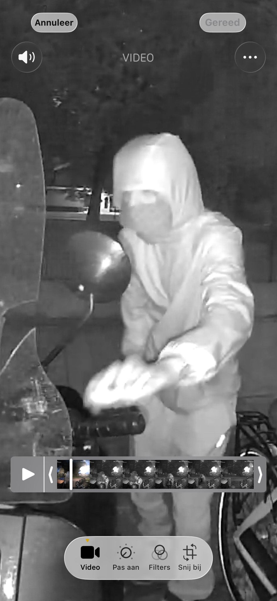 Daders gezocht: Scooter diefstal DJJD Cashmere, Gebruikt, Ophalen of Verzenden, Benzine, Maximaal 25 km/u