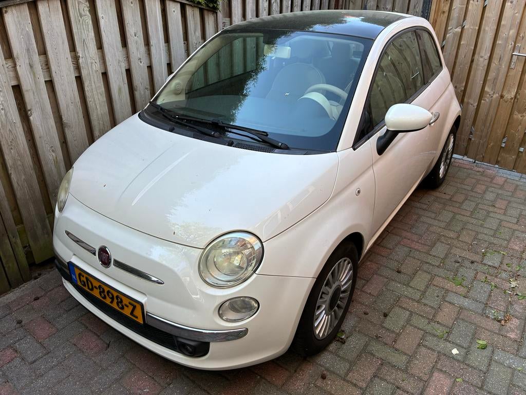 Fiat 500 1.2 C 2010 LOUNGE Pano/nieuwe distributieriem APK, Auto's, Fiat, Particulier, ABS, Airbags, Airconditioning, Boordcomputer