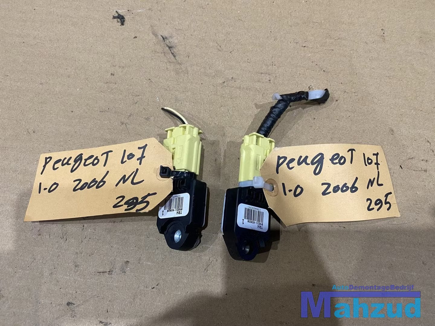 PEUGEOT 107 C1 AYGO Rechts links crashsensor airbag sensor 2, Auto-onderdelen, Taurusavenue 1
2132 LS  Hoofddorp, NL, Gebruikt
