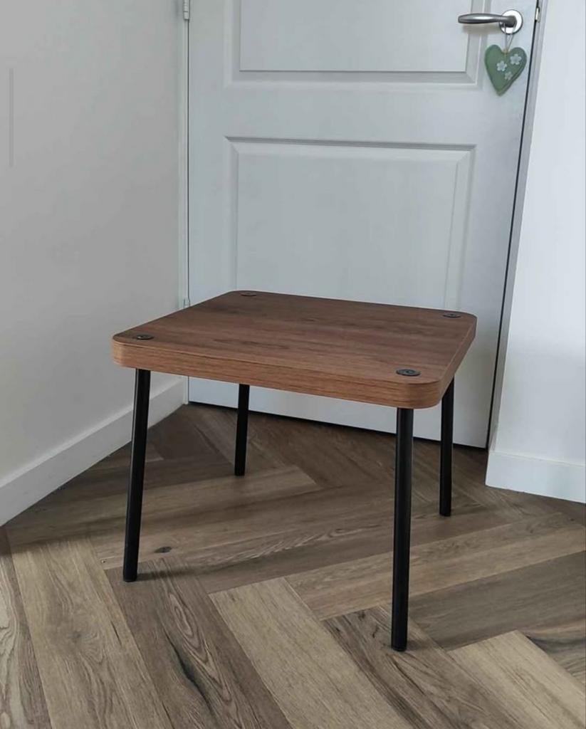 Ikea salontafel walnoothout - 55x55x45cm, Huis en Inrichting, Tafels | Salontafels, Ophalen, Gebruikt, 50 tot 100 cm, Vierkant