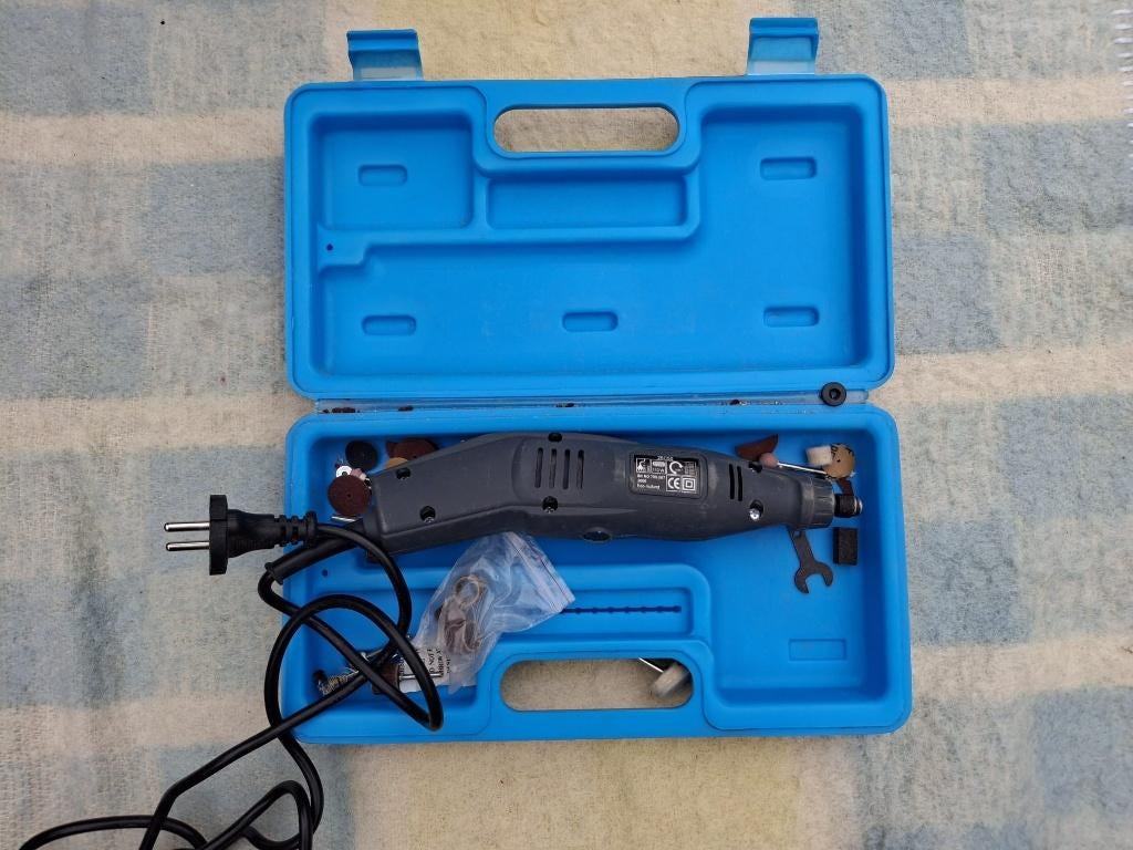Kinzo multitool slijpmachine, Doe-het-zelf en Verbouw, Ophalen, Gebruikt, Minder dan 700 watt, Werkbankslijpmachine