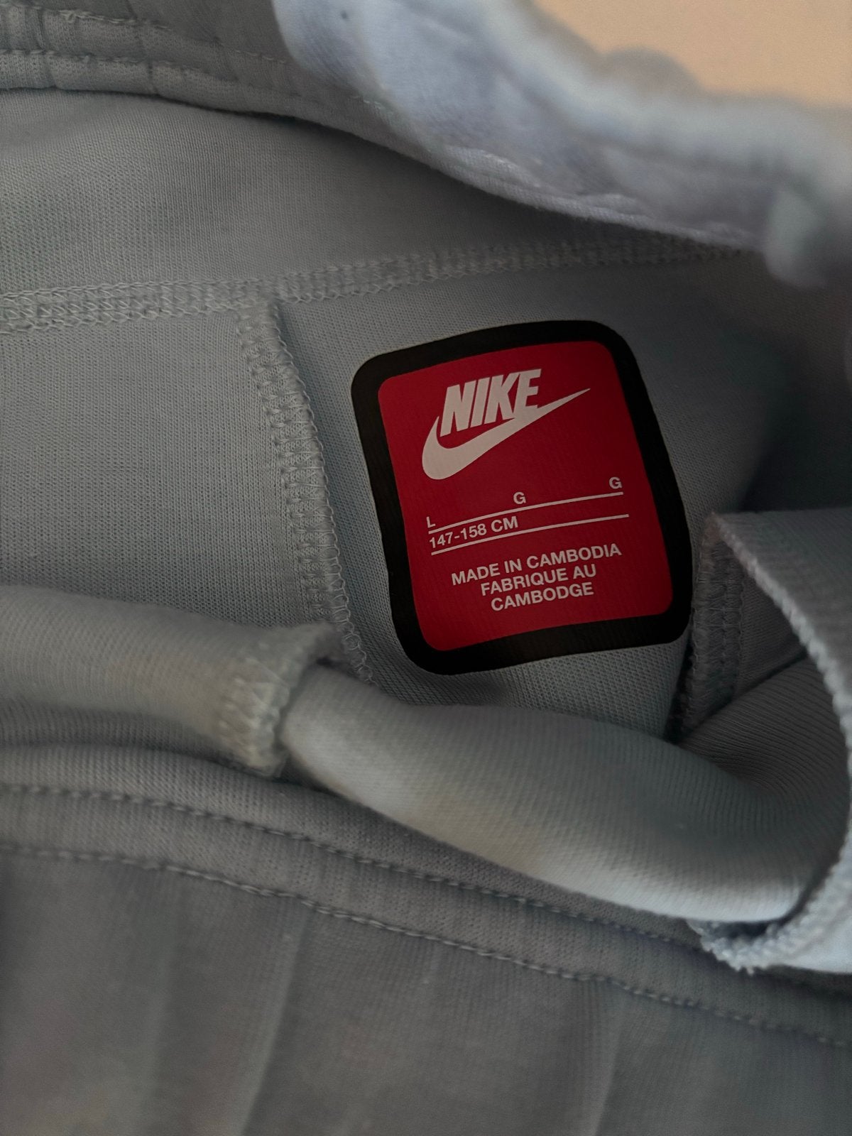 Nike Tech Fleece Trainingspak - Maat L (147-158 cm), Ophalen of Verzenden, Zo goed als nieuw, Jongen of Meisje