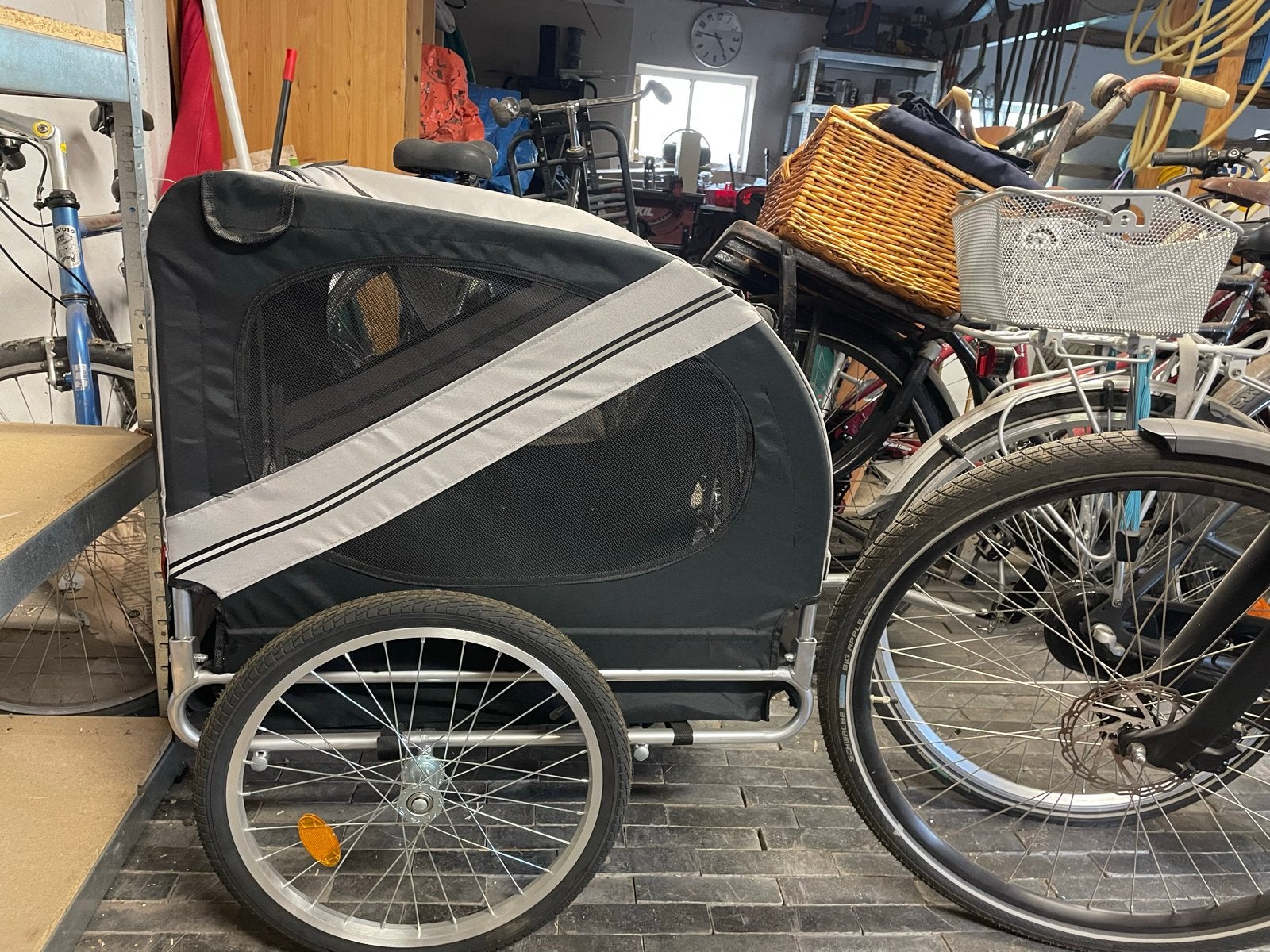 Hondenfietskar - Chateau Animaux, Ophalen, Opvouwbaar, 20 tot 40 kg, Zo goed als nieuw