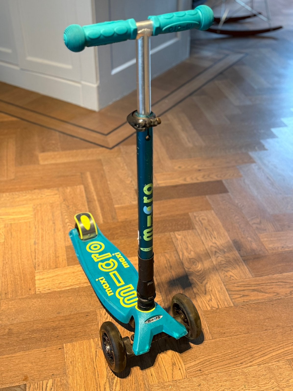 Microstep Maxi met Led verlichte wielen, Fietsen en Brommers, Ophalen, Zo goed als nieuw, Gewone step