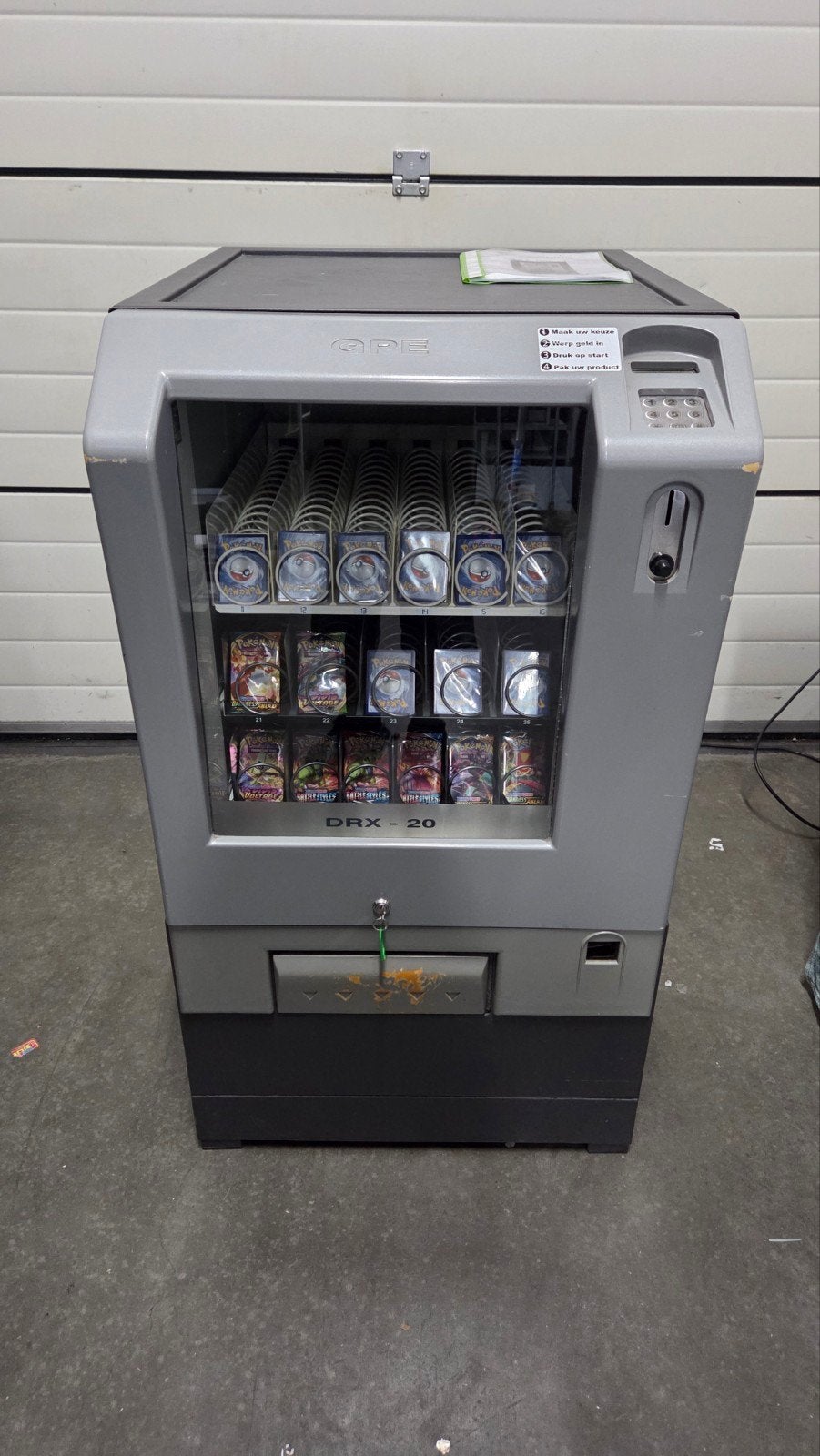 Pokemonkaartjes automaat, Verzamelen, Automaten | Overige, Ophalen, Gebruikt