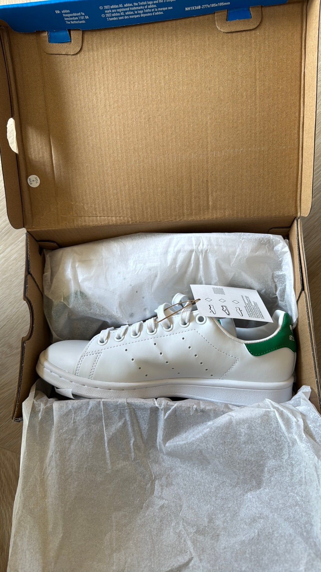 Adidas Stan Smith sneakers - Nieuw in doos, Ophalen of Verzenden, Nieuw, Wit, Sneakers of Gympen