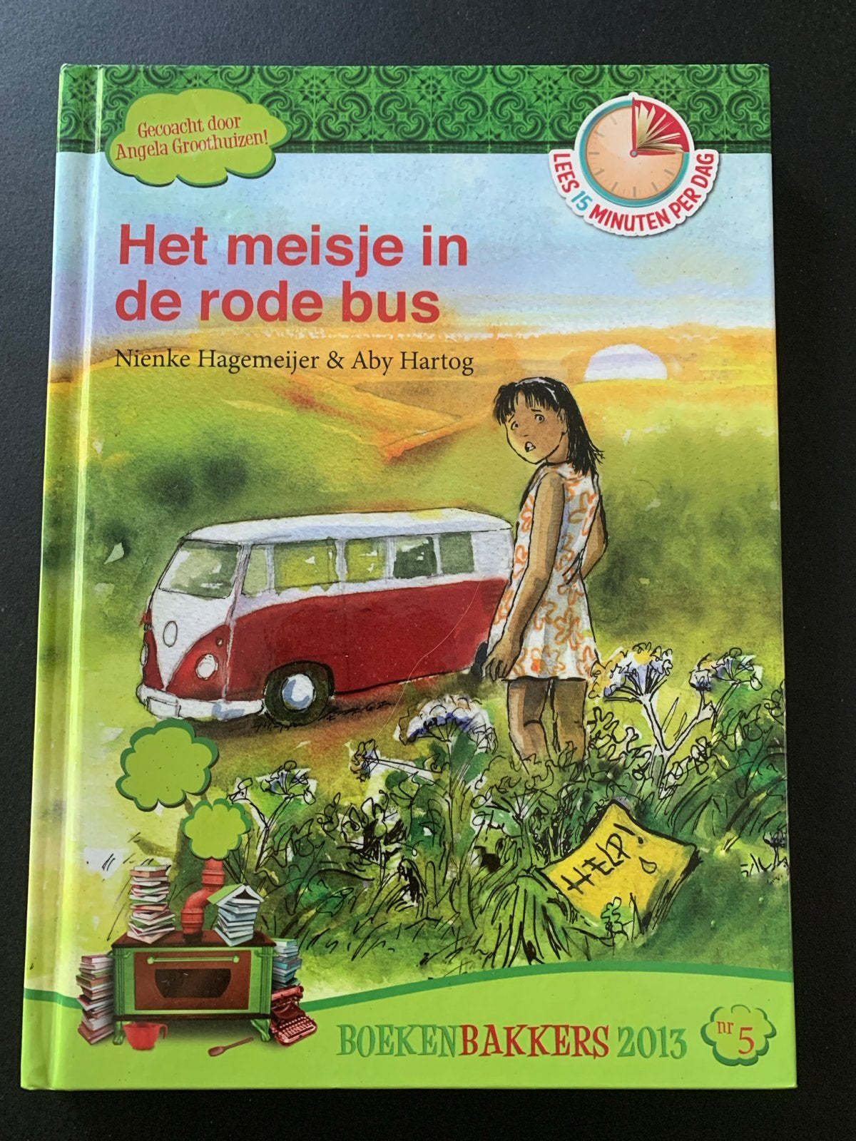 Het meisje in de rode bus - Boekenbakkers 2013, Boeken, Ophalen of Verzenden, Nieuw, Fictie