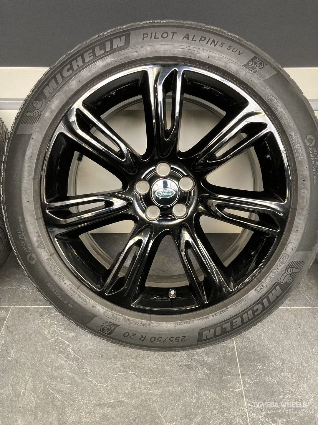 20” originele LR Range Rover Velar velgen + winterbanden, Auto-onderdelen, Gebruikt, 255 mm, -, -