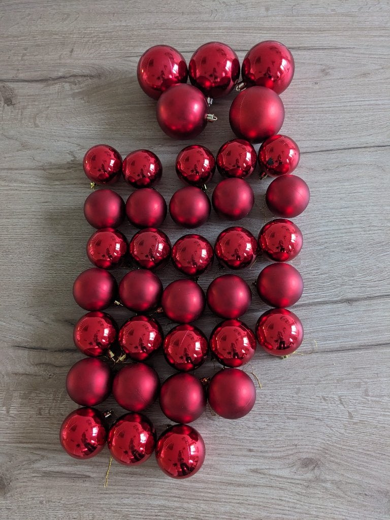Kunststof rode kerstballen, Diversen, Kerst, Ophalen of Verzenden, Gebruikt