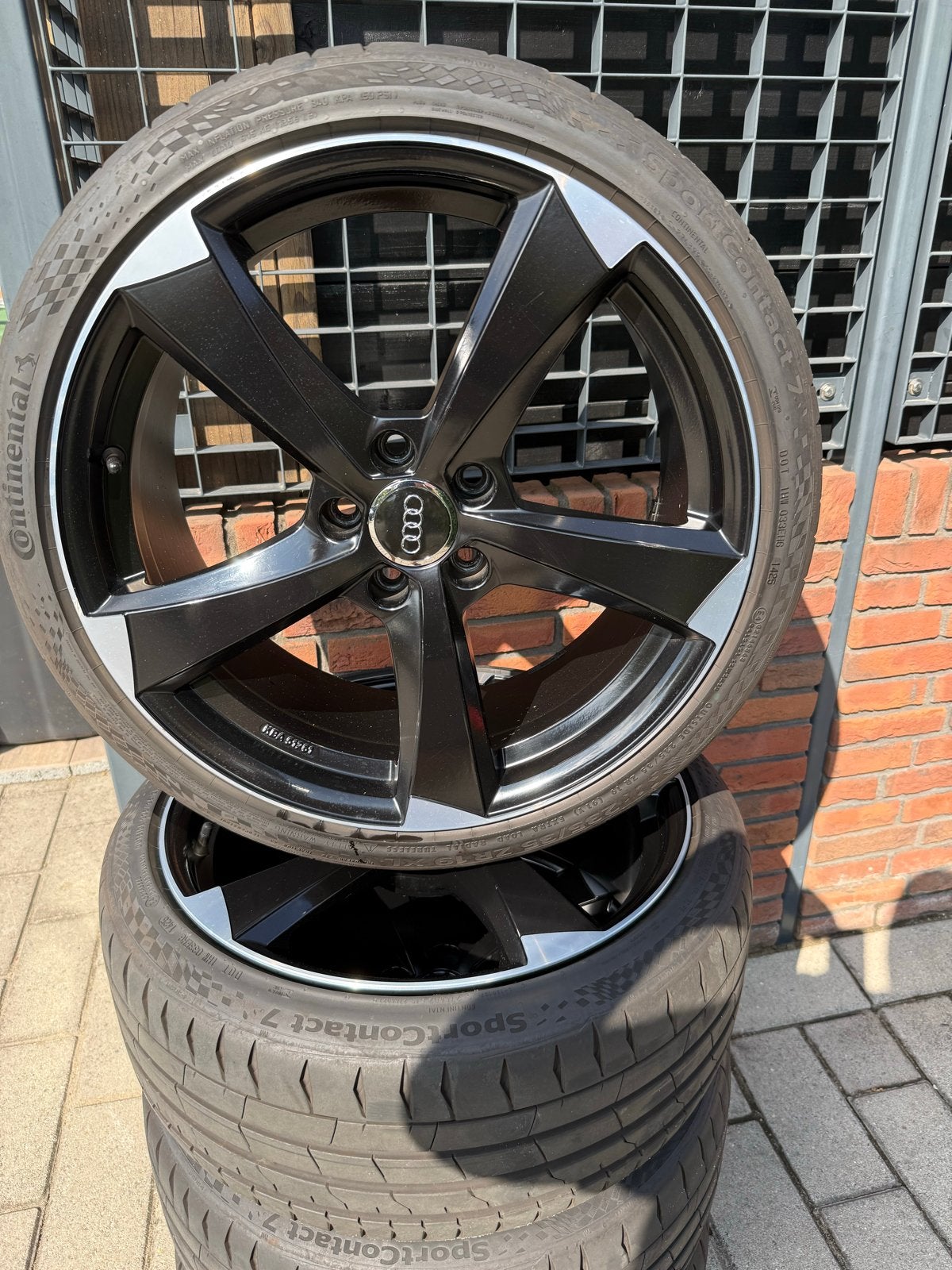 Audi 19 inch velgen met Continental zomerbanden 235/35 ZR19, Auto-onderdelen, Banden en Velgen, 19 inch, Gebruikt, Banden en Velgen