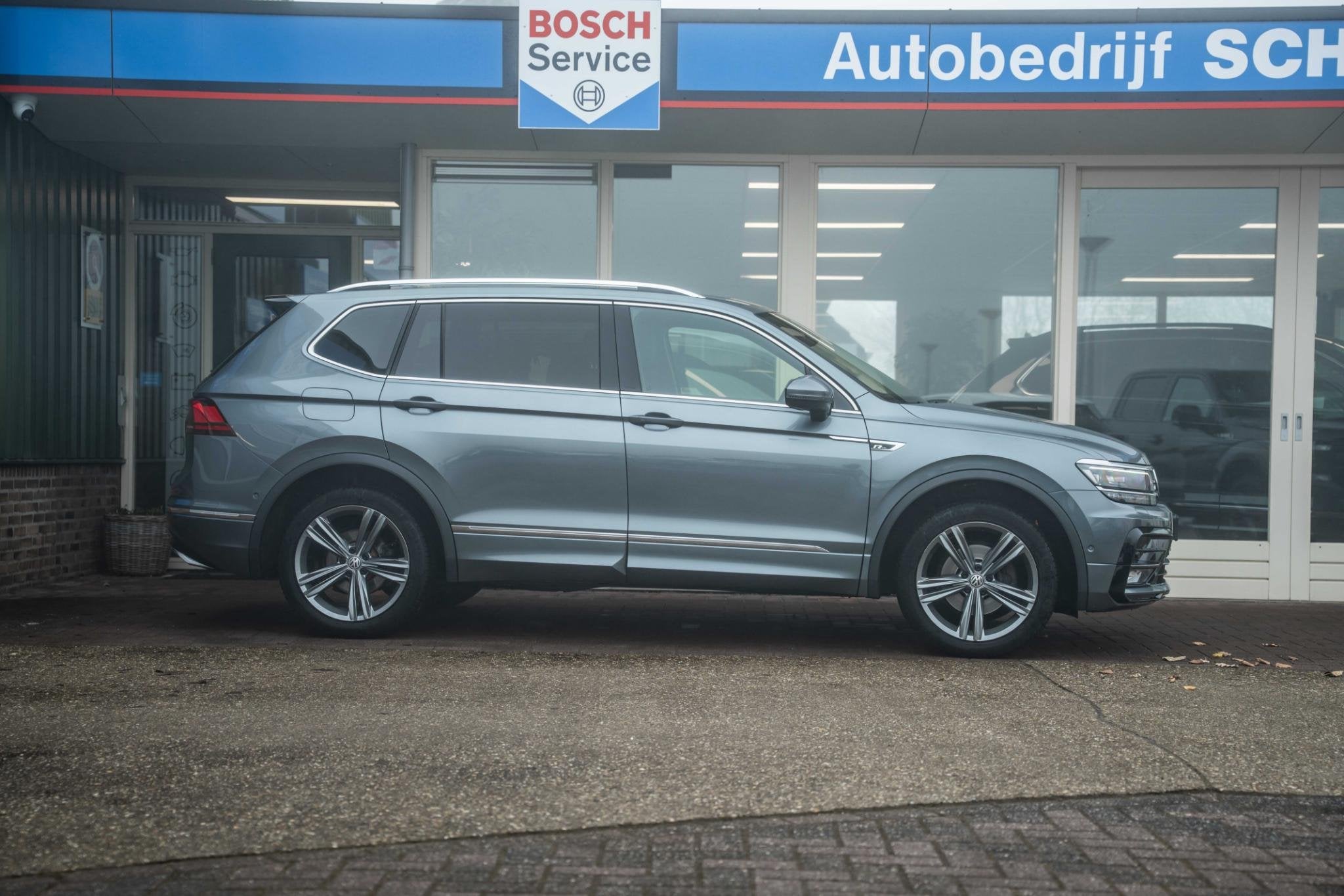 Volkswagen Tiguan Allspace 1.5 TSI Highline Business R 7p., Auto's, 12 maanden, 7 stoelen, Origineel Nederlands, Bedrijf
