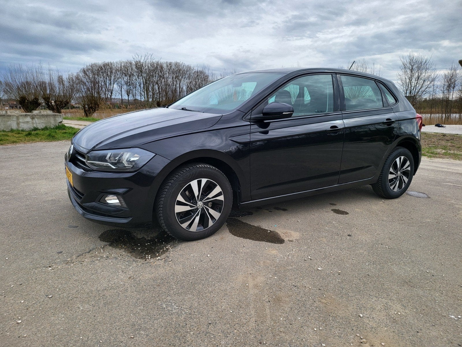 Volkswagen Polo 1.6 TDI 95pk 2018 Zwart, Auto's, Zwart, Origineel Nederlands, Particulier, 125 €/maand