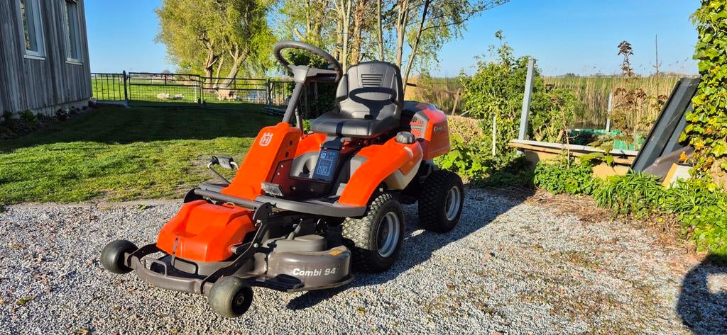 Husqvarna R213C 2018, 94cm mulchdek., Ophalen, Zo goed als nieuw, ., Louwsmatuinmachines.nl