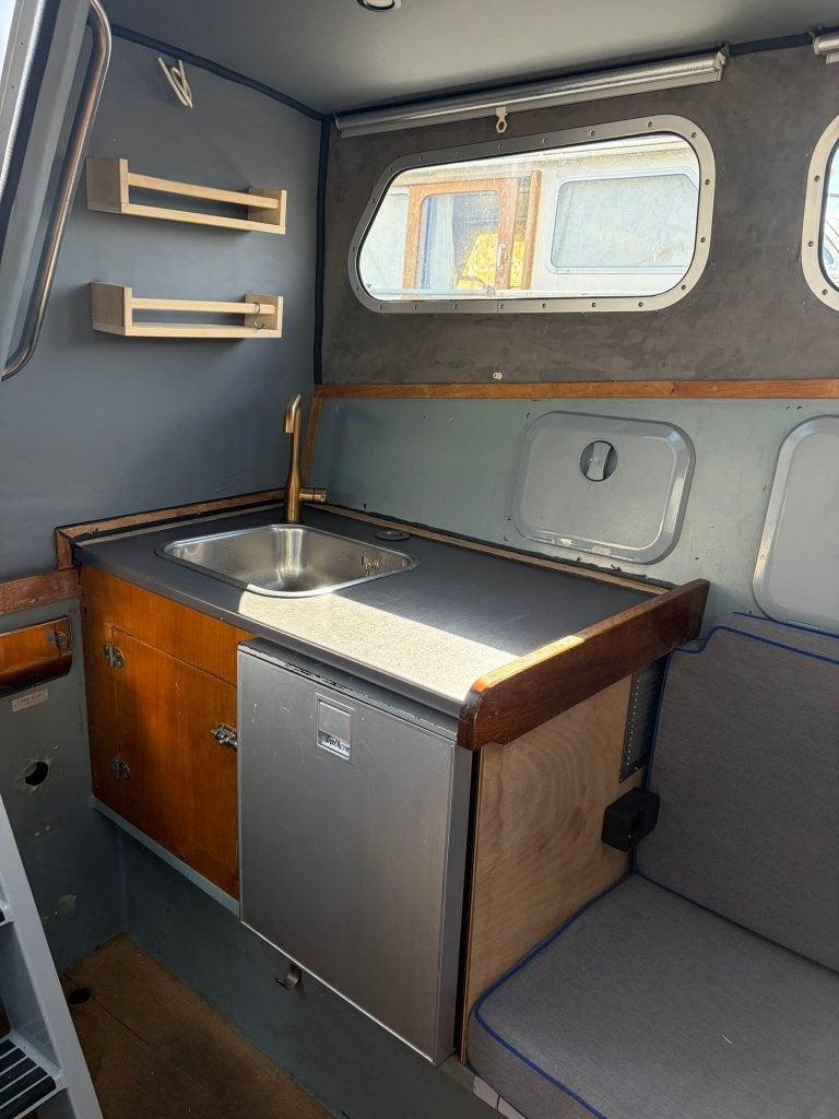 Foto 17 van Willard Marine Tender 35ft Mk7 - EPOXY - NEW engine