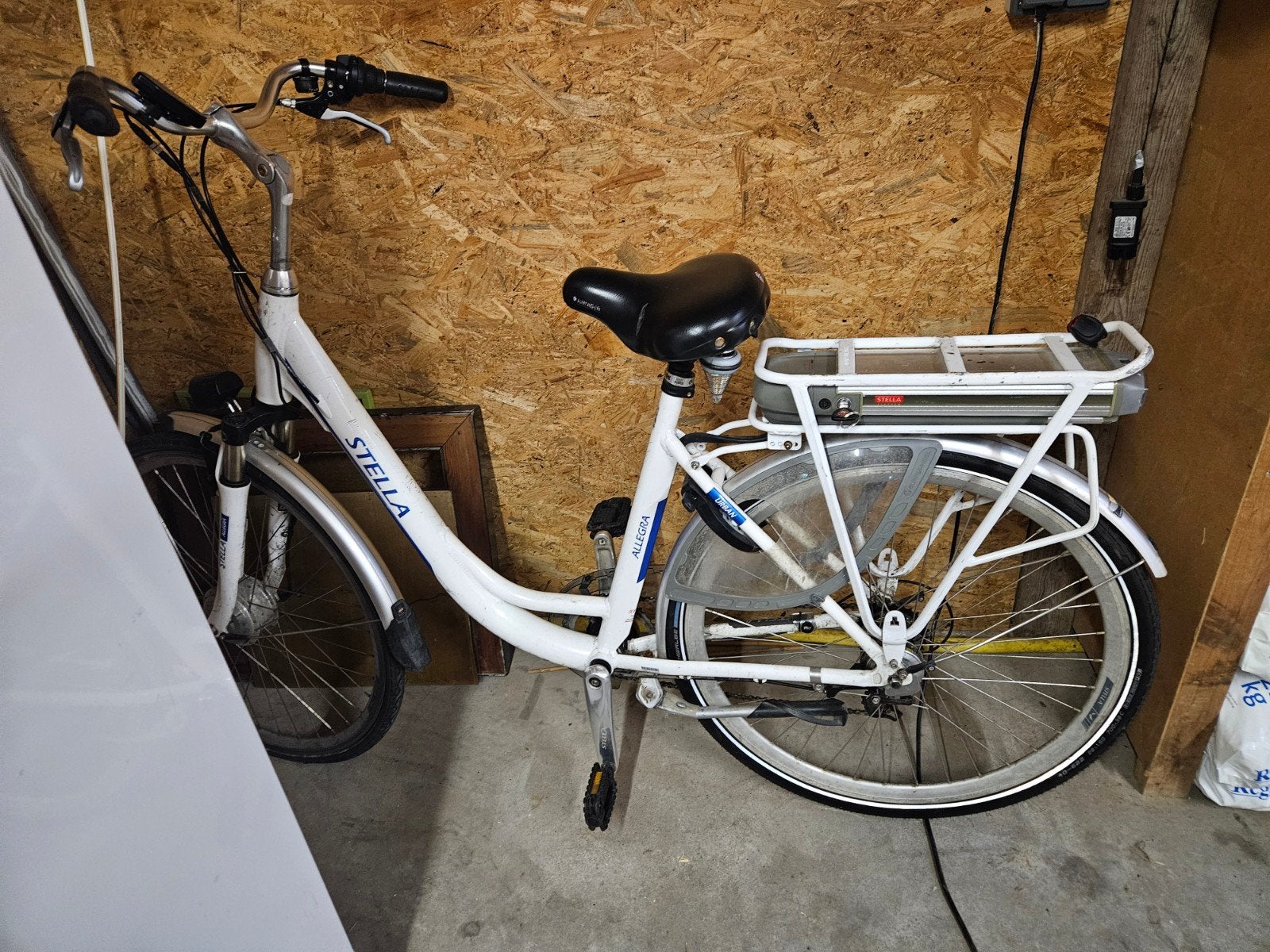 Stella elektrische fiets (kleine) damesfiets, Fietsen en Brommers, Minder dan 30 km per accu, Gebruikt, 51 tot 55 cm, Ophalen