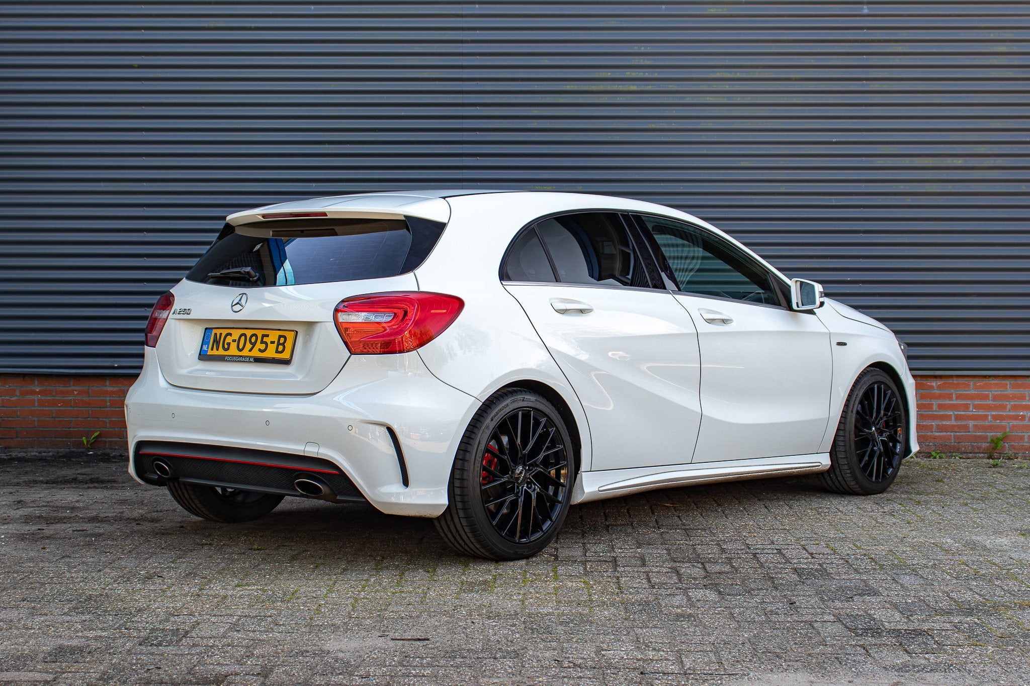Mercedes-Benz A-Klasse 250 Sport PDC Memory Stoelverw. Pano, Auto's, Automaat, 730 kg, Gebruikt, Euro 6