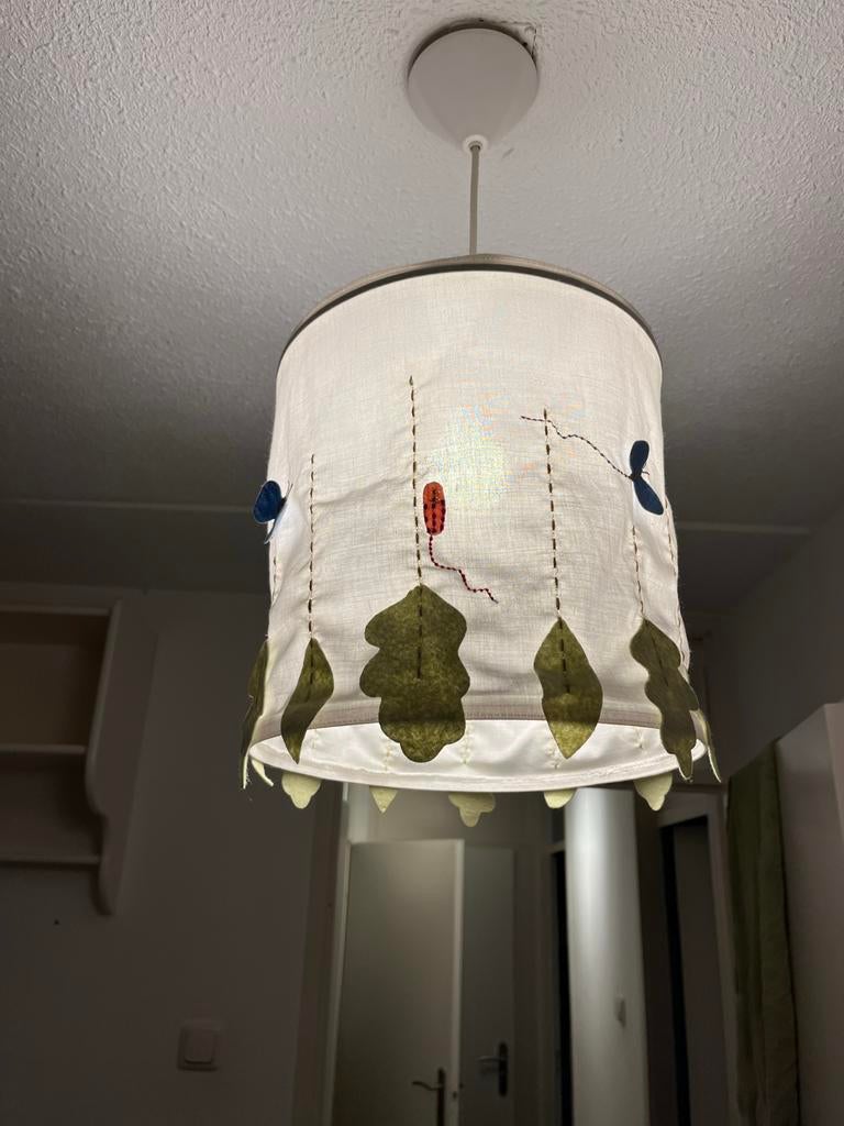 Leuke hanglamp met bladeren en insecten voor babykamer, Ophalen, Gebruikt, Stof, Minder dan 50 cm