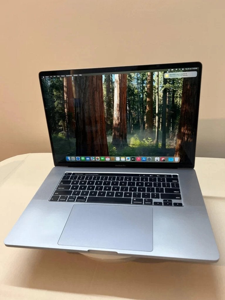 Apple MacBook Pro 15 inch Core i7 Touchbar 16GB 512G SSD, Computers en Software, Apple Macbooks, Zo goed als nieuw, MacBook Pro