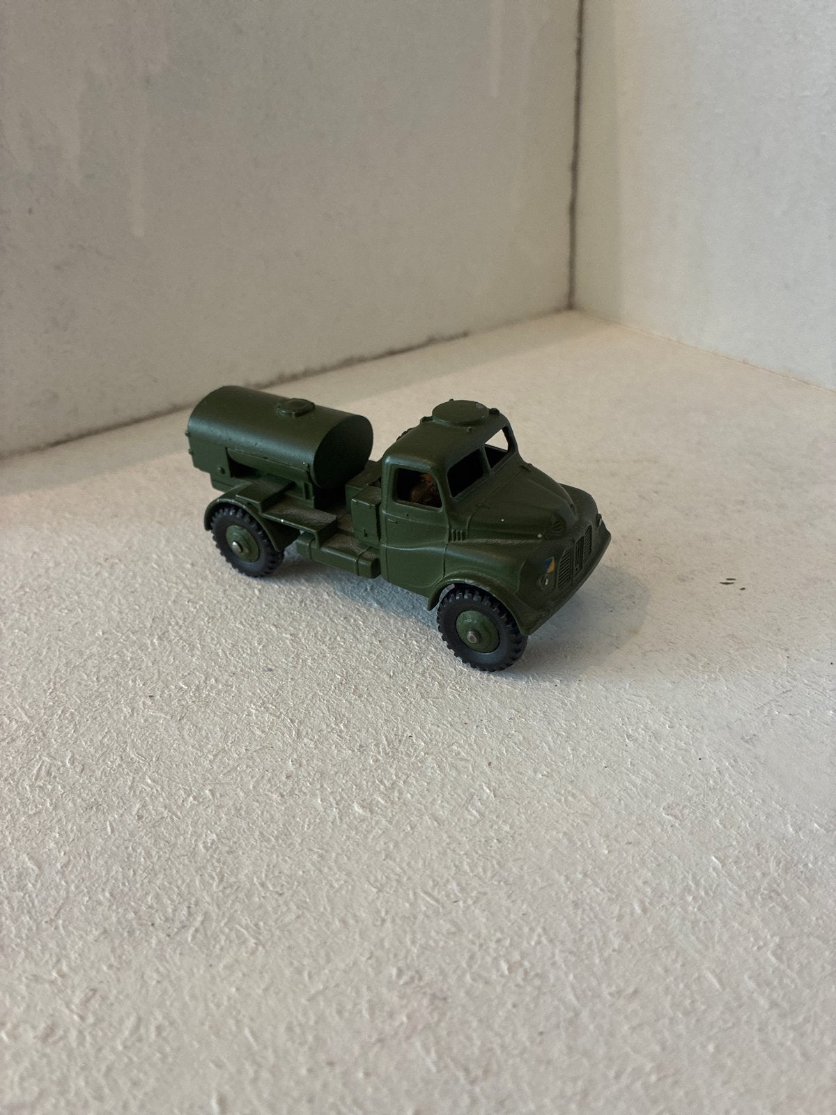 Dinky Toys 643 Army Water Tanker - Vintage Militair Voertuig, Hobby en Vrije tijd, Ophalen of Verzenden, Gebruikt