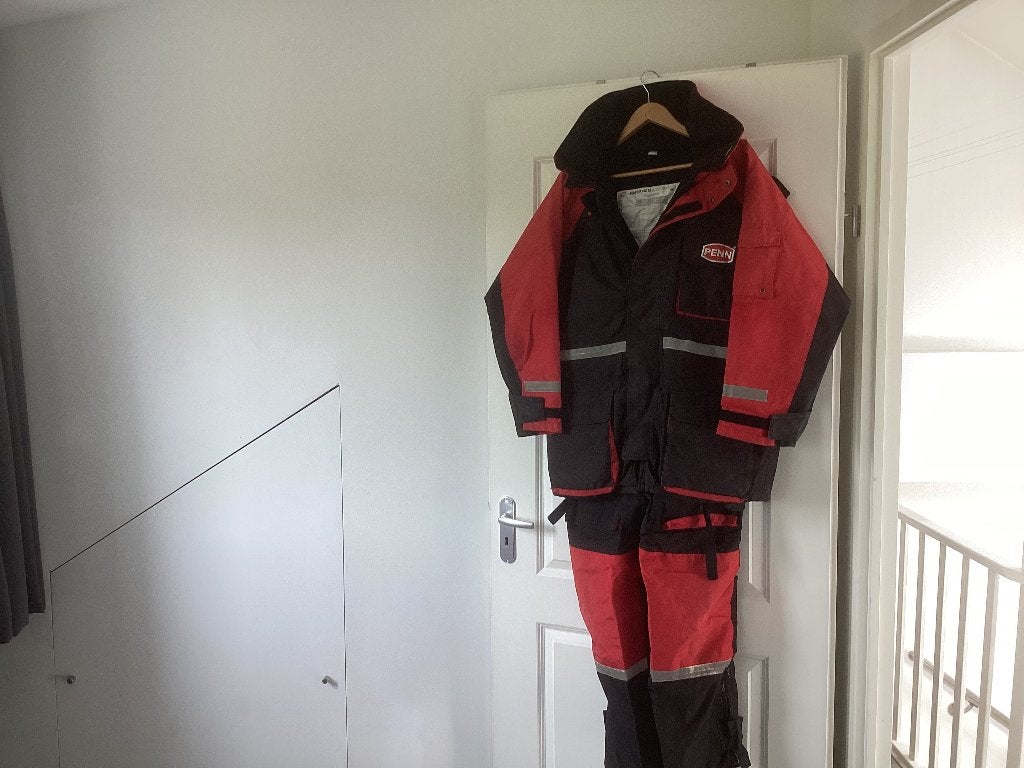 Penn vispak maat L (50) € 40.=, Watersport en Boten, Ophalen of Verzenden, Gebruikt, Kleding